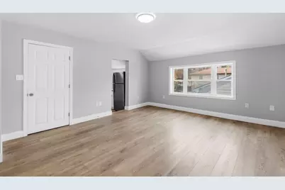 409 Crescent St, Fall River, MA 02720 - Photo 26