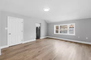 409 Crescent St, Fall River, MA 02720 - Photo 26