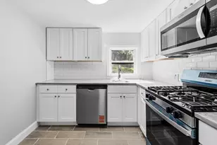 409 Crescent St, Fall River, MA 02720 - Photo 14