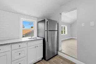 409 Crescent St, Fall River, MA 02720 - Photo 30