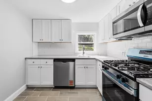 409 Crescent St, Fall River, MA 02720 - Photo 14