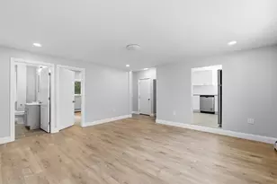 409 Crescent St, Fall River, MA 02720 - Photo 12
