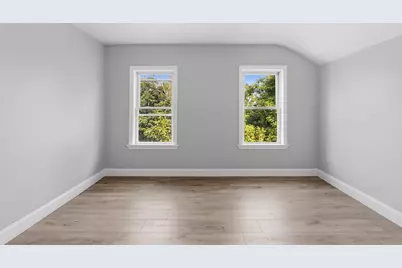 409 Crescent St, Fall River, MA 02720 - Photo 32