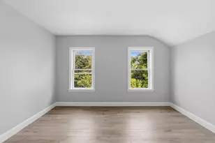 409 Crescent St, Fall River, MA 02720 - Photo 32