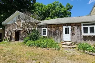 12 Brookline St, Pepperell, MA 01463 - Photo 4
