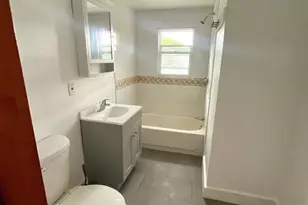 92 E Water St, Taunton, MA 02780 - Photo 10