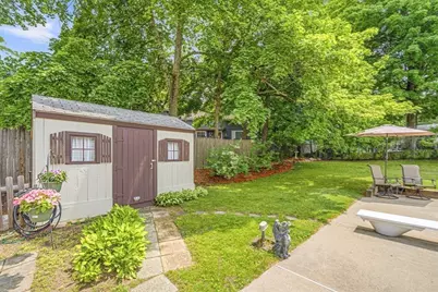 83 Grand St, Reading, MA 01867 - Photo 36