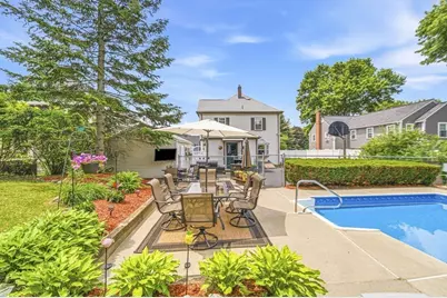 83 Grand St, Reading, MA 01867 - Photo 34