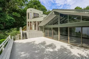 23 Ocean St, Manchester by the Sea, MA 01944 - Photo 2