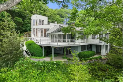 23 Ocean Street, Manchester by the Sea, MA 01944 - Photo 2