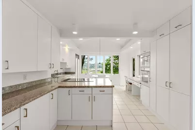 23 Ocean Street, Manchester by the Sea, MA 01944 - Photo 12