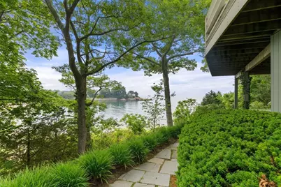23 Ocean Street, Manchester by the Sea, MA 01944 - Photo 6