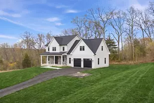 49 Balsam Hl Rd, Ludlow, MA 01056 - Photo 2