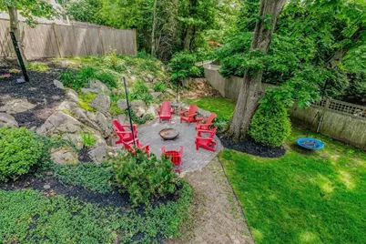 8 Middlebury Ln, Beverly, MA 01915 - Photo 36