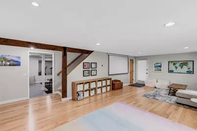 8 Middlebury Ln, Beverly, MA 01915 - Photo 30
