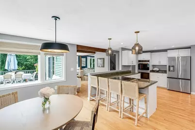 8 Middlebury Ln, Beverly, MA 01915 - Photo 10