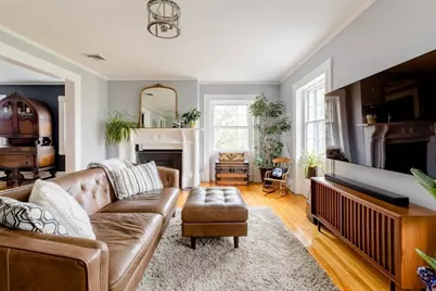 35 Washington Sq #3, Salem, MA 01970 - Photo 2