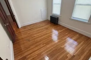 32 Boutwell St, Boston, MA 02122 - Photo 4