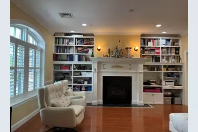 10 Winchester Place #102, Winchester, MA 01890 - Photo 16