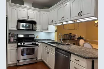 10 Winchester Place #102, Winchester, MA 01890 - Photo 4