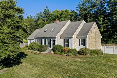 114 Longwater Dr, Hanover, MA 02339 - Photo 2