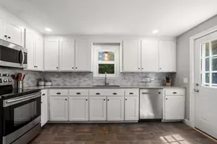257 Elmwood St, North Attleboro, MA 02760 - Photo 4