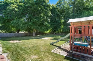 257 Elmwood St, North Attleboro, MA 02760 - Photo 34