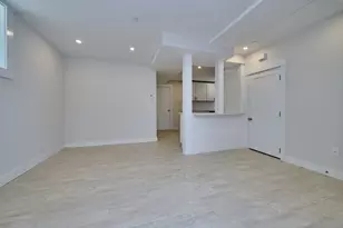 17 Macarthur St, Somerville, MA 02143 - Photo 6