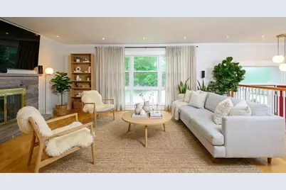 79 Hilltop St, Milton, MA 02186 - Photo 2