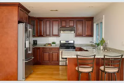 79 Hilltop St, Milton, MA 02186 - Photo 8