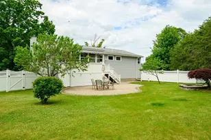 79 Hilltop St, Milton, MA 02186 - Photo 24