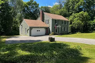 10 Garrison Heights Dr, Oxford, MA 01540 - Photo 1
