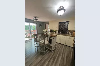 10 Garrison Heights Drive, Oxford, MA 01540 - Photo 10