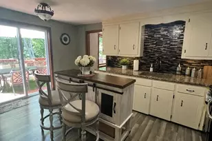 10 Garrison Heights Dr, Oxford, MA 01540 - Photo 10
