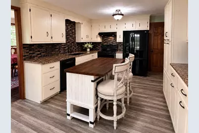 10 Garrison Heights Drive, Oxford, MA 01540 - Photo 12