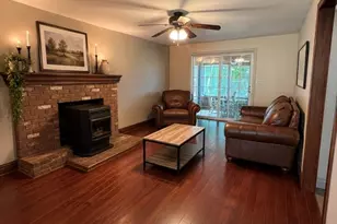 10 Garrison Heights Dr, Oxford, MA 01540 - Photo 8