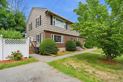 30 Bunkerhill St #30, North Andover, MA 01845 - Photo 2