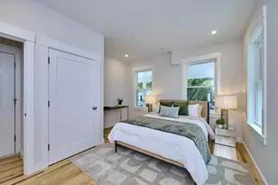 17 Macarthur St, Somerville, MA 02143 - Photo 6