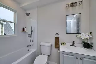 17 Macarthur St, Somerville, MA 02143 - Photo 12