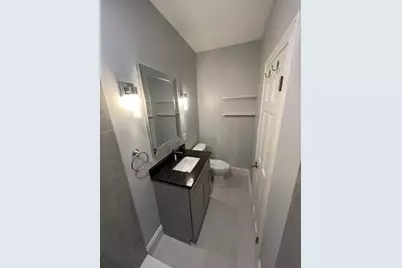 9-1/2 E Collins St #1, Salem, MA 01970 - Photo 8