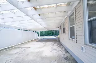 12 Melrose Ave, Dartmouth, MA 02747 - Photo 22