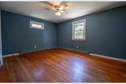 12 Melrose Ave, Dartmouth, MA 02747 - Photo 18