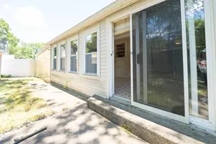 12 Melrose Ave, Dartmouth, MA 02747 - Photo 26