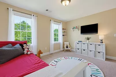 7 Stanley Cir, Mansfield, MA 02048 - Photo 28