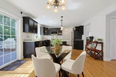7 Stanley Cir, Mansfield, MA 02048 - Photo 6