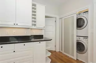 61 Marlboro St, Belmont, MA 02478 - Photo 2