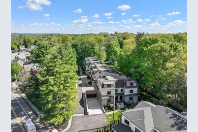 956 Walnut Street #2, Newton, MA 02461 - Photo 2