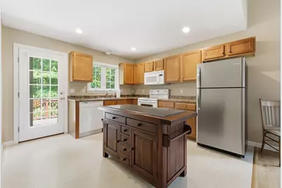 9 Rock Marsh Rd #B, Wareham, MA 02571 - Photo 14