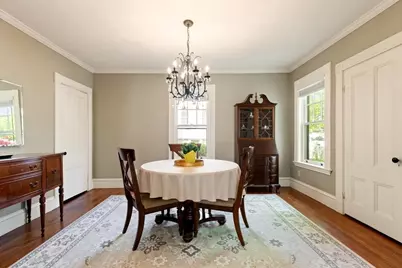 42 Lawrence St, Waltham, MA 02451 - Photo 10