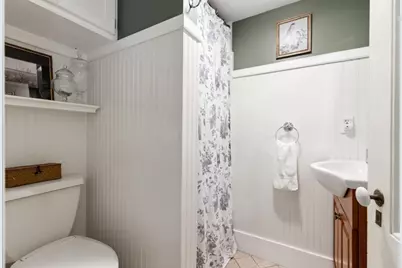 42 Lawrence St, Waltham, MA 02451 - Photo 22